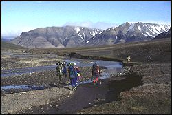 Approaching Sassendalen